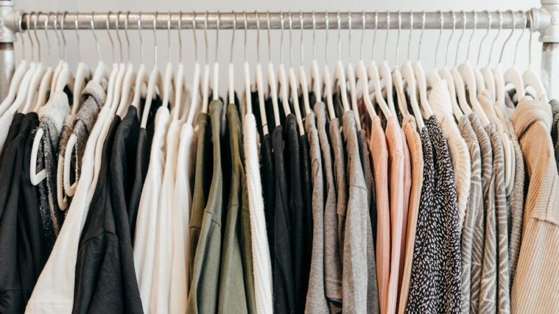 Daftar Baju Distro Terbaik dan Baju Kaos Pria